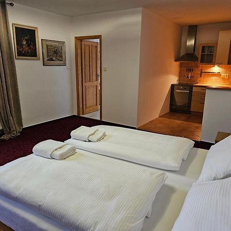 Hotel Bila Pani Jindřichŭv Hradec Ngoại thất bức ảnh